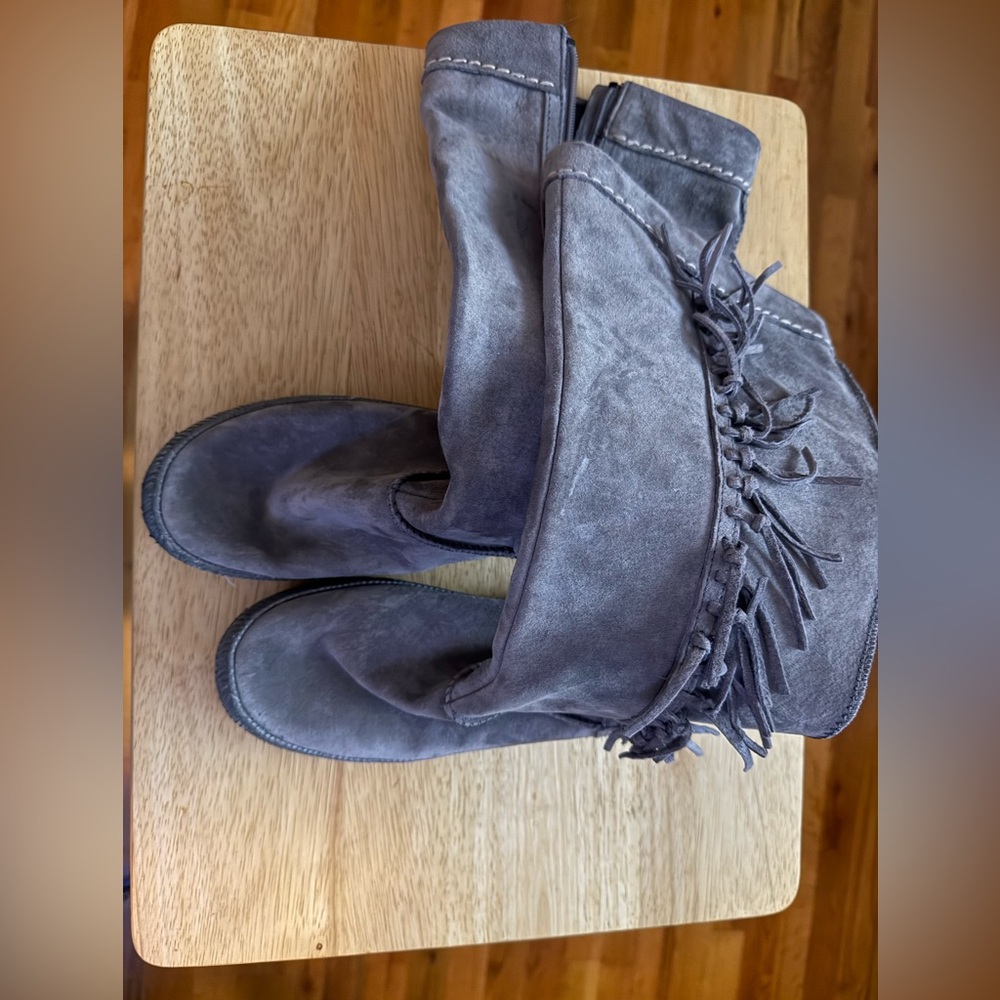 UGG Mammoth Fringe Gray Suede Boots